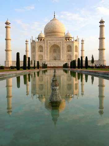 Taj Mahal at sunrise, Agra — Golden Triangle tour
